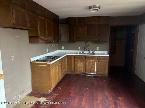 2506 Lyons Road, Lyons, MI 48851, Lyons, MI 48851