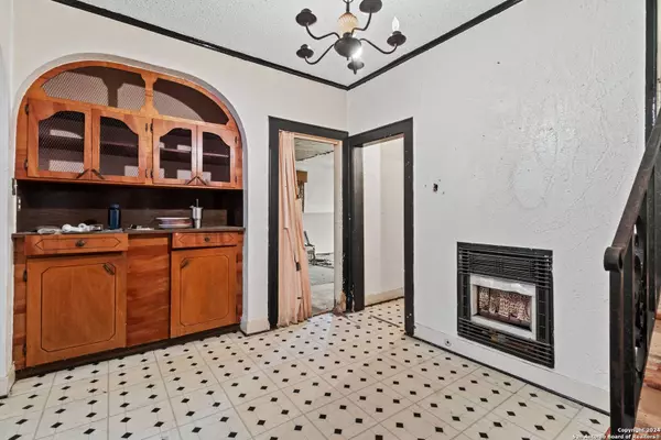 344 BELMONT, San Antonio, TX 78202-3132