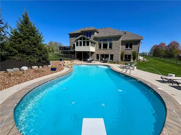 5879 Thomas Drive, Waynesville, OH 45068