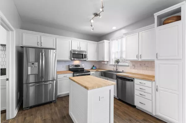 3821 Dusty Sands RD, Whitestown, IN 46075