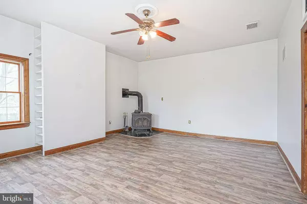 298 JESSUPS MILL RD, Clarksboro, NJ 08020