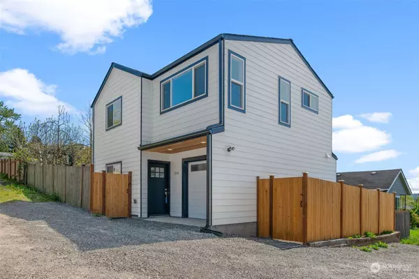 2916 S Austin ST, Seattle, WA 98108