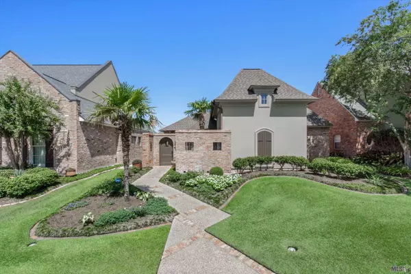 3032 DU SOLEIL CT, Baton Rouge, LA 70810