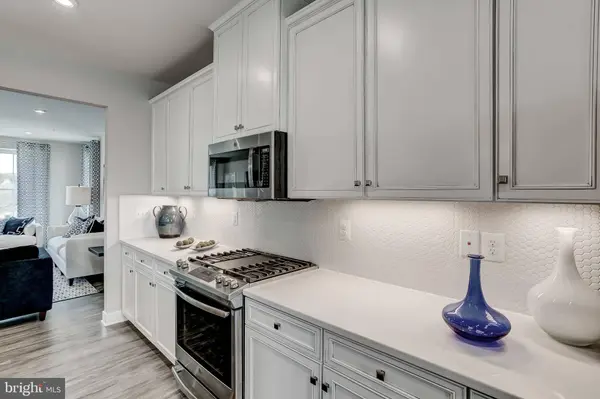 6631 CAMDEN ST, Middle River, MD 21220