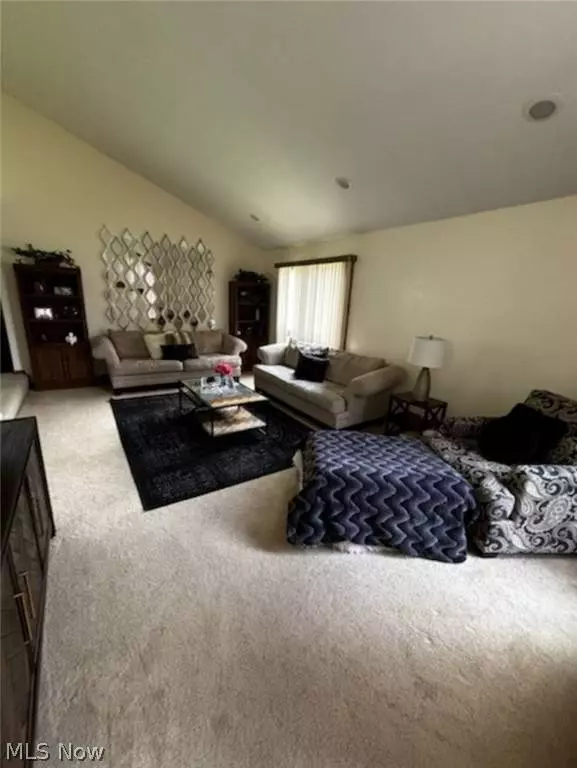 4621 Lindenwood AVE NE, Canton, OH 44714