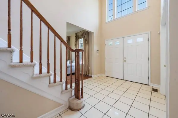 12 Deborah Dr, Franklin Twp., NJ 08873