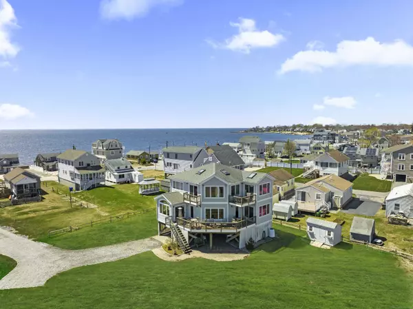 11 Chandler Street, Old Saybrook, CT 06475