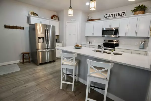 1705 N Windsor Avenue, Cottage Grove, WI 53527