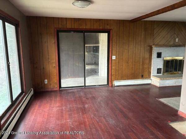 2506 Lyons Road, Lyons, MI 48851, Lyons, MI 48851