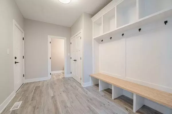 918 W Westgate DR, Peotone, IL 60468