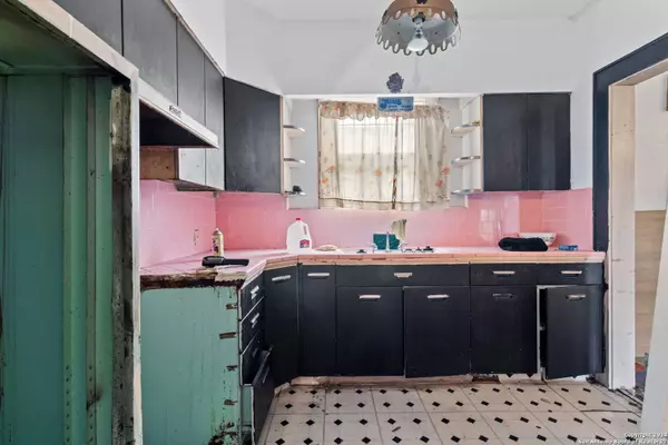 344 BELMONT, San Antonio, TX 78202-3132