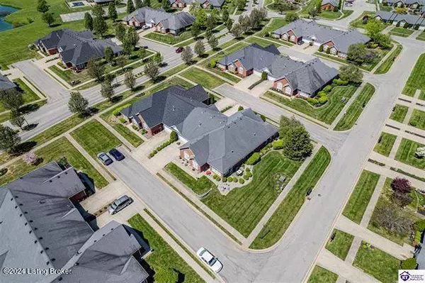 193 Woodpointe Ct, Mt Washington, KY 40047