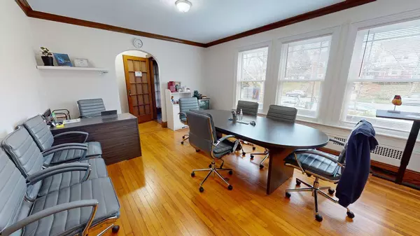 78 Hart Blvd, Staten Island, NY 10301