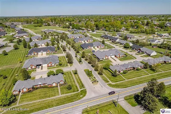 193 Woodpointe Ct, Mt Washington, KY 40047