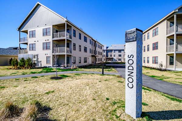 28 Pacer WAY #207, Scarborough, ME 04074