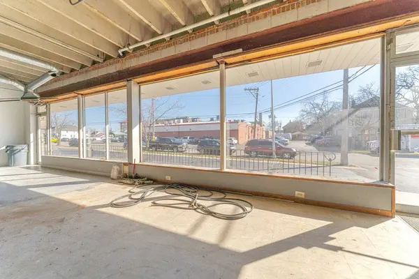 2410 Prairie ST, Blue Island, IL 60406