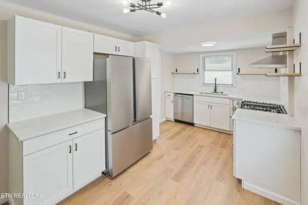 711 Houston Ave, Maryville, TN 37804