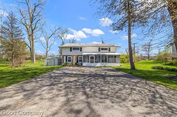 30825 FORT Road, Rockwood, MI 48173