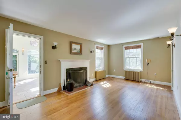 4304 YUMA ST NW, Washington, DC 20016