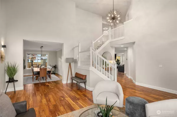 15710 124th AVE NE, Woodinville, WA 98072