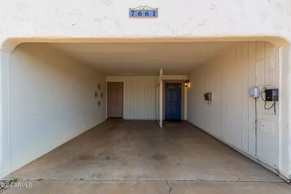 7661 E CHAPARRAL Road, Scottsdale, AZ 85250