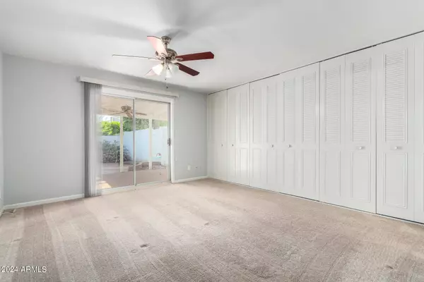 7661 E CHAPARRAL Road, Scottsdale, AZ 85250