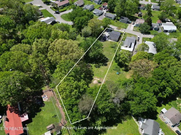 711 Houston Ave, Maryville, TN 37804