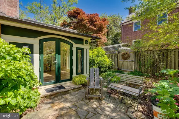 4304 YUMA ST NW, Washington, DC 20016