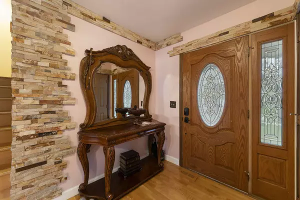 193 Longridge Drive, Bloomingdale, IL 60108