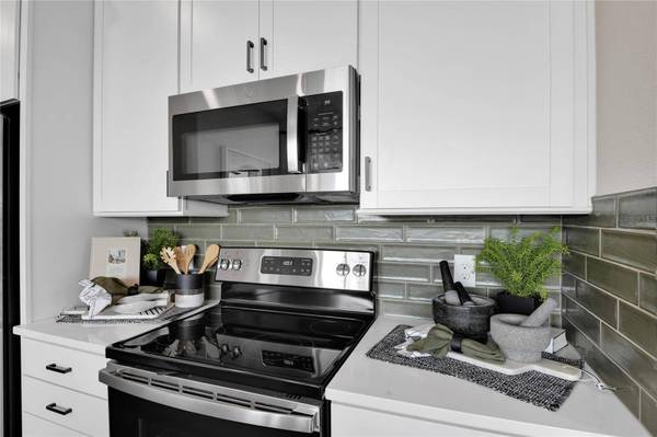 1496 ERIN BREEZE LN, Kissimmee, FL 34744