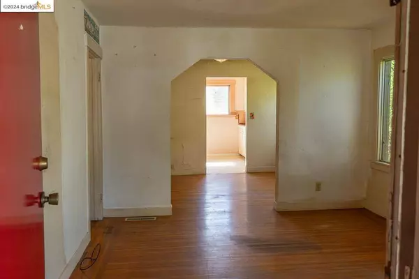 1735 Liberty St, El Cerrito, CA 94530