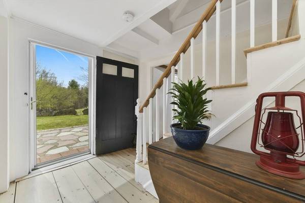 7 Eagles Nest Ln, Boxford, MA 01921