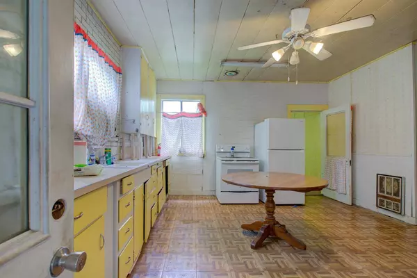 708 Pomegranate AVE, Patterson, CA 95363