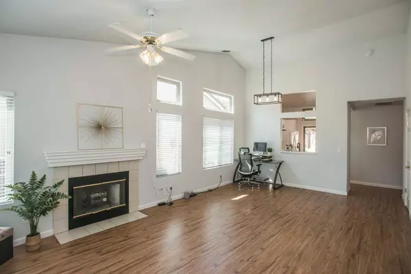 7002 Storia WAY, Elk Grove, CA 95758