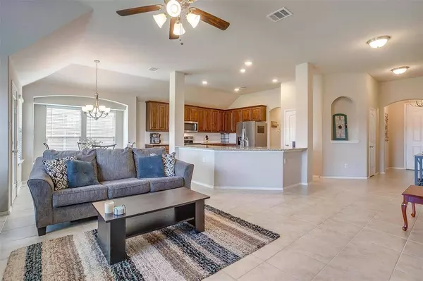 2545 Hadley Street, Weatherford, TX 76087