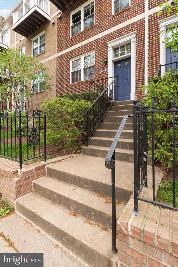 3068 S GLEBE RD S #3068, Arlington, VA 22206