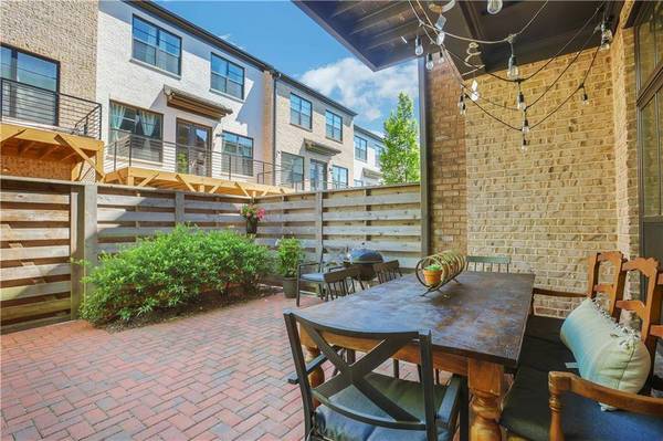 563 Verismo WAY, Alpharetta, GA 30009