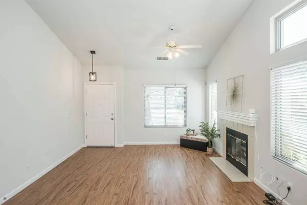 7002 Storia WAY, Elk Grove, CA 95758