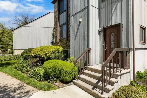 251 Silver LN, Old Bridge, NJ 08857