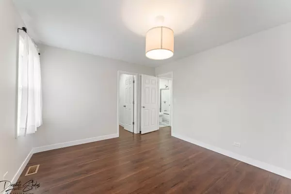 456 Seneca Lane, Bolingbrook, IL 60440