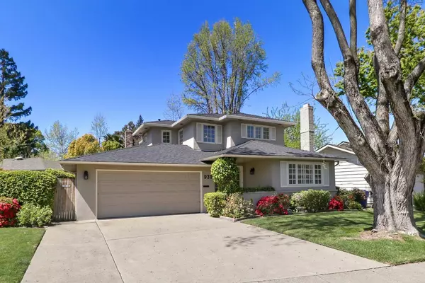 939 Stern CIR, Sacramento, CA 95822