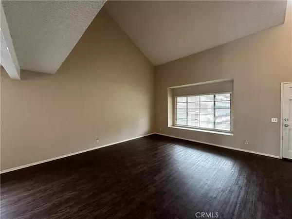 54 Meadow View DR, Pomona, CA 91766