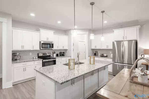 604 Ronnie Drive SE, Hartselle, AL 35640