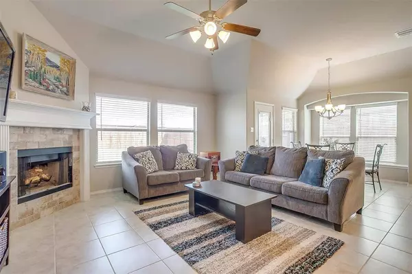 2545 Hadley Street, Weatherford, TX 76087