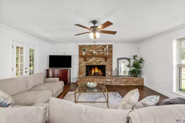 12699 MOLLYLEA DR, Baton Rouge, LA 70815