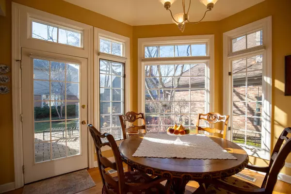 538 Rivershire PL, Lincolnshire, IL 60069