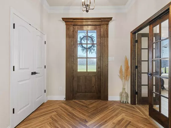 1080 Horizon Trace Drive, Azle, TX 76020