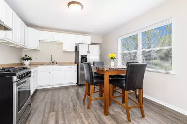 4721 POPLAR AVE, Richton Park, IL 60471