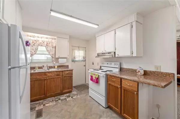 109 SHADY LN #A, Eustis, FL 32726