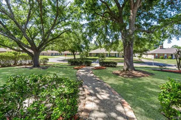 12699 MOLLYLEA DR, Baton Rouge, LA 70815